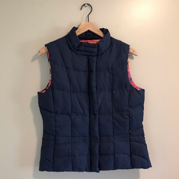 Lilly Pulitzer Reversible Navy Mave Puffer Vest - Picture 2 of 13